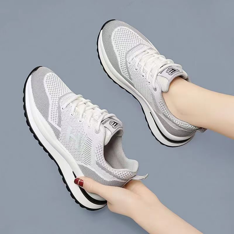 Women's Breathable Fly-Knit Casual Sports Shoes