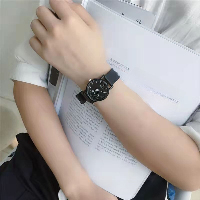 Minimalist Fashion Quartz Watch for Women and Men