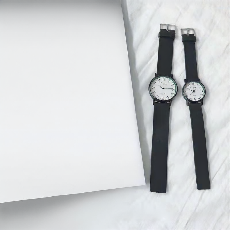 Minimalist Fashion Quartz Watch for Women and Men
