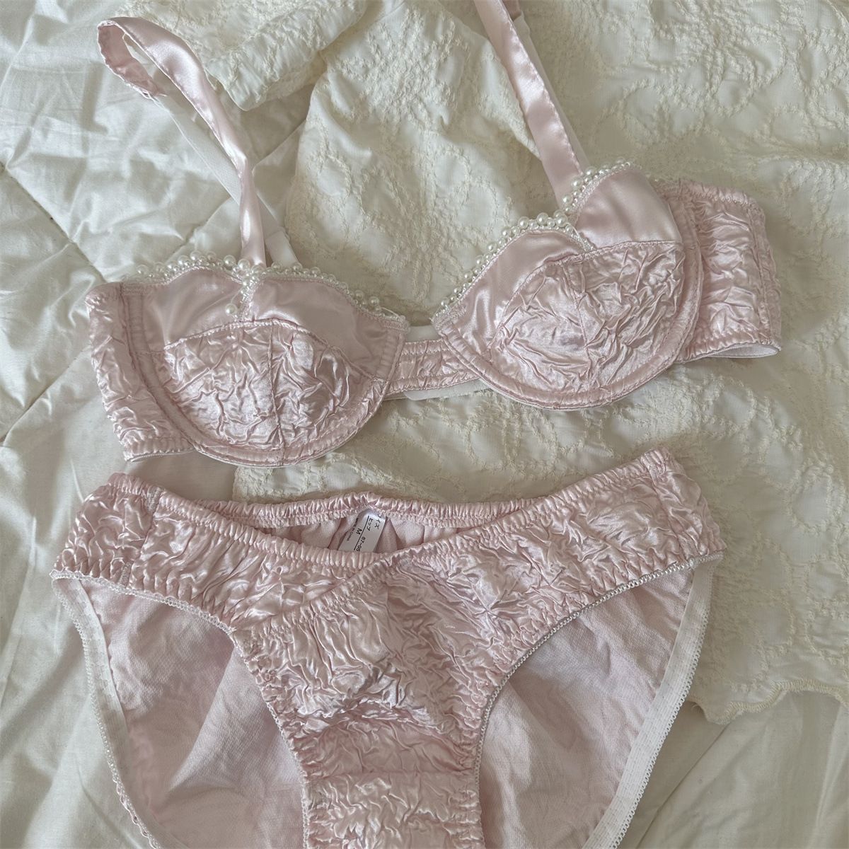 Retro French Pearl Embroidered Underwire Bra