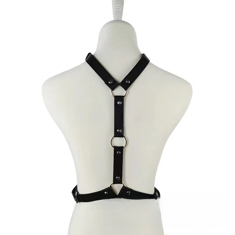 Adjustable Heart-Shaped PU Leather Collar