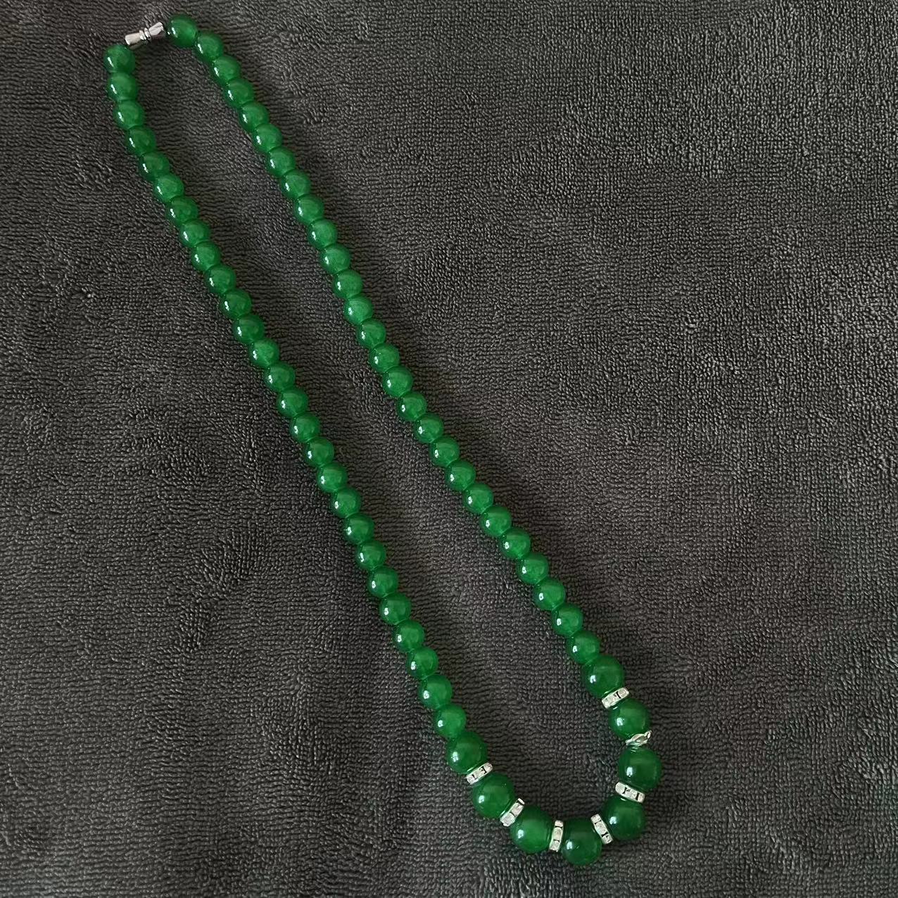 Imitation emerald necklace