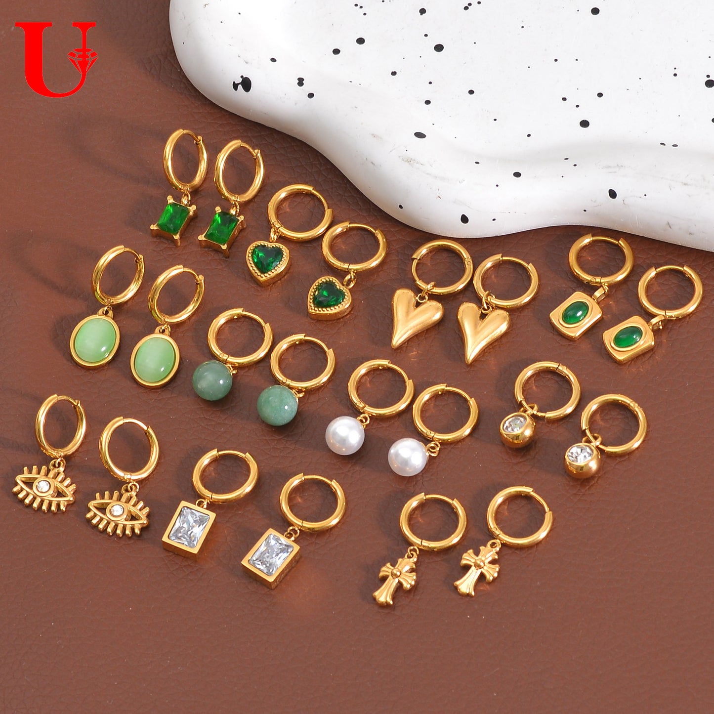 Circle-shaped multi-style earrings