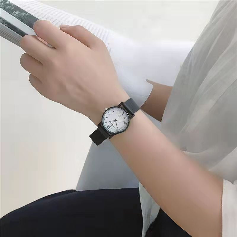 Minimalist Fashion Quartz Watch for Women and Men