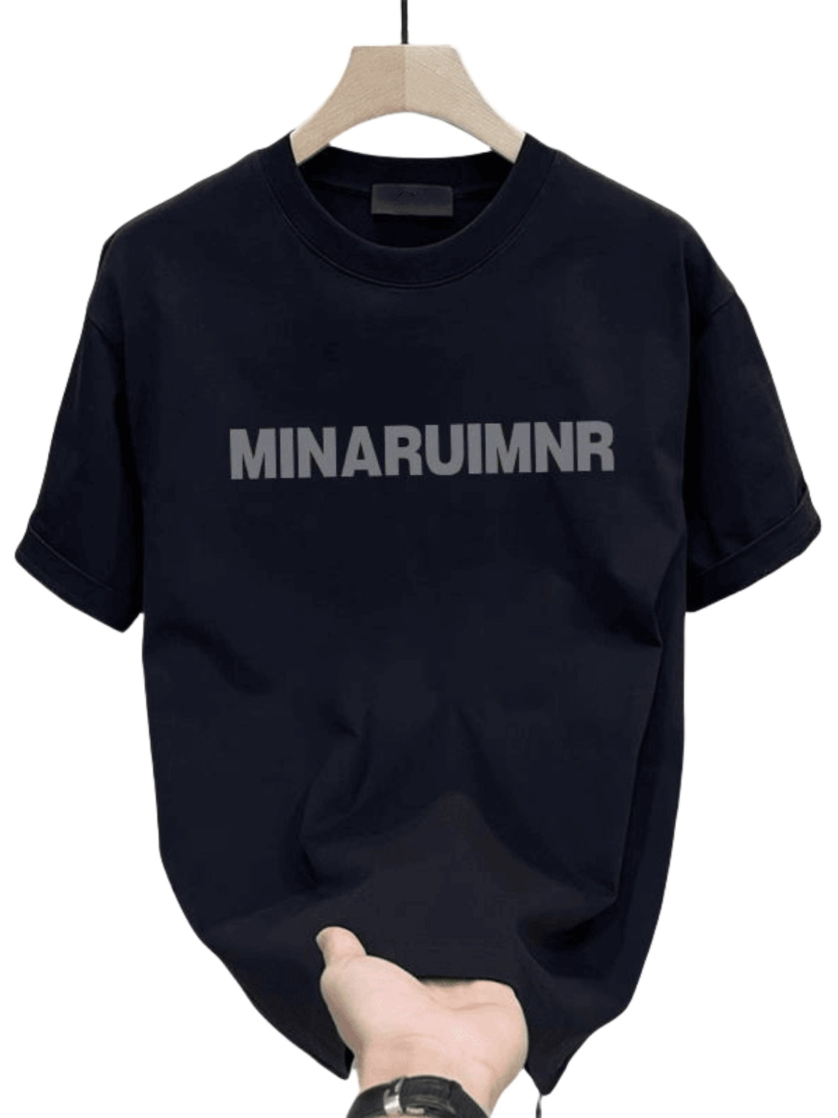 Round-neck high-end men's short-sleeved shirt