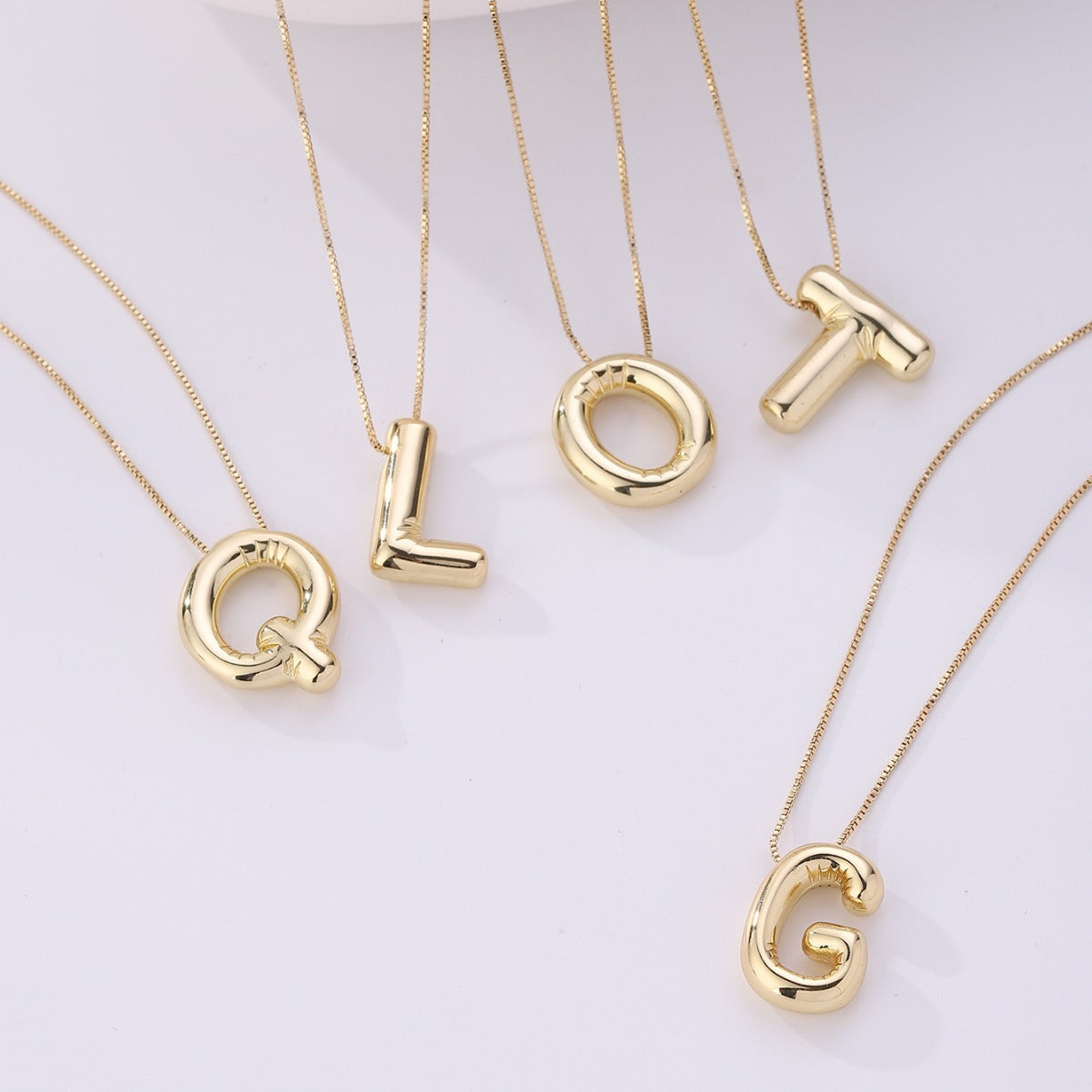 Fashion trend necklace with sweater chain for women