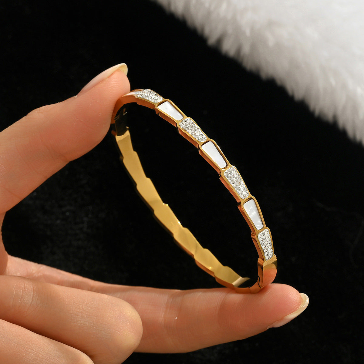 Fashion Stainless Steel Gold and Silver Bangles