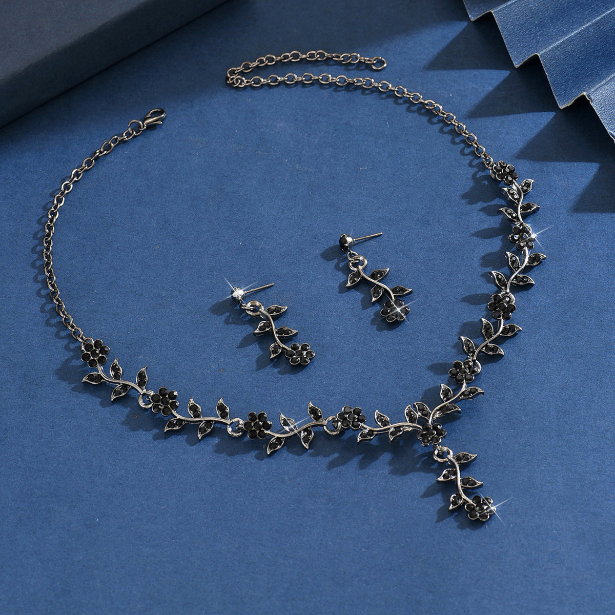 Alloy Rhinestone Wedding Necklace Earrings