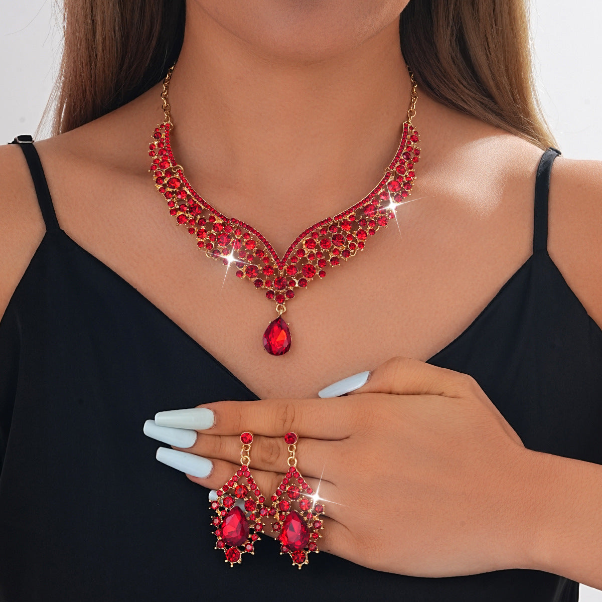 Necklace and earrings set