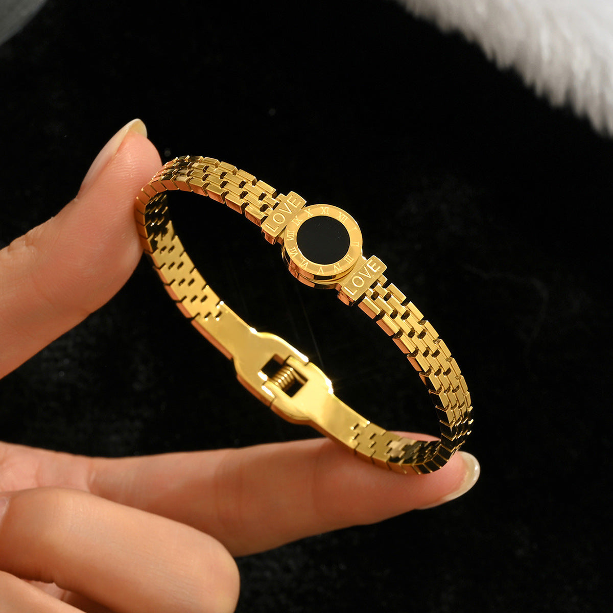 Fashion Stainless Steel Gold and Silver Bangles