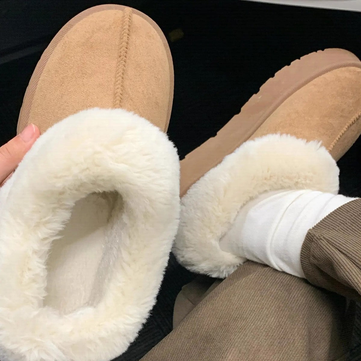 Thick-soled warm snow boots