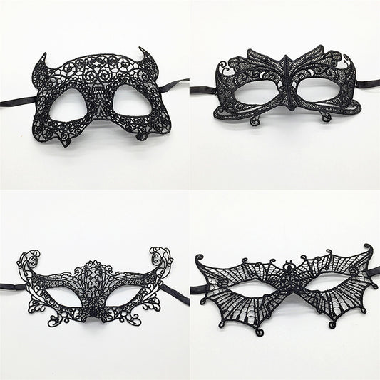 Styling Halloween masquerade