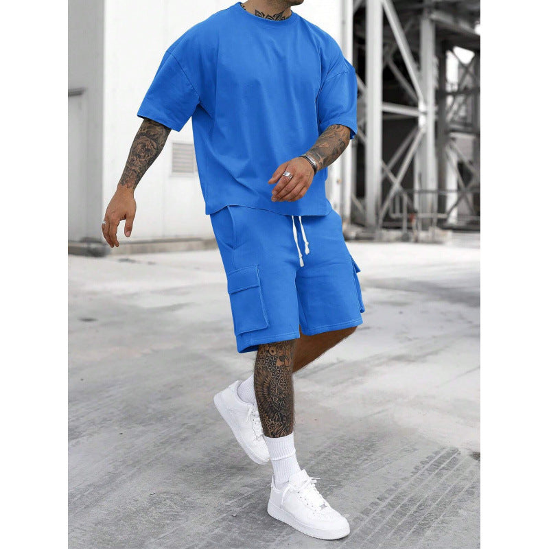 T-shirt cargo pants sports outfit for men