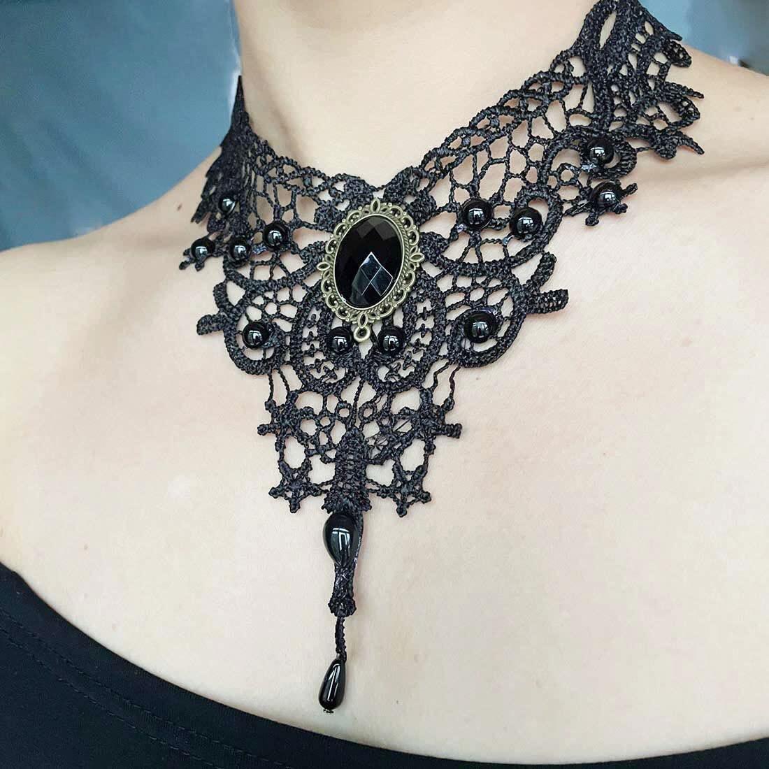 Lace Necklace