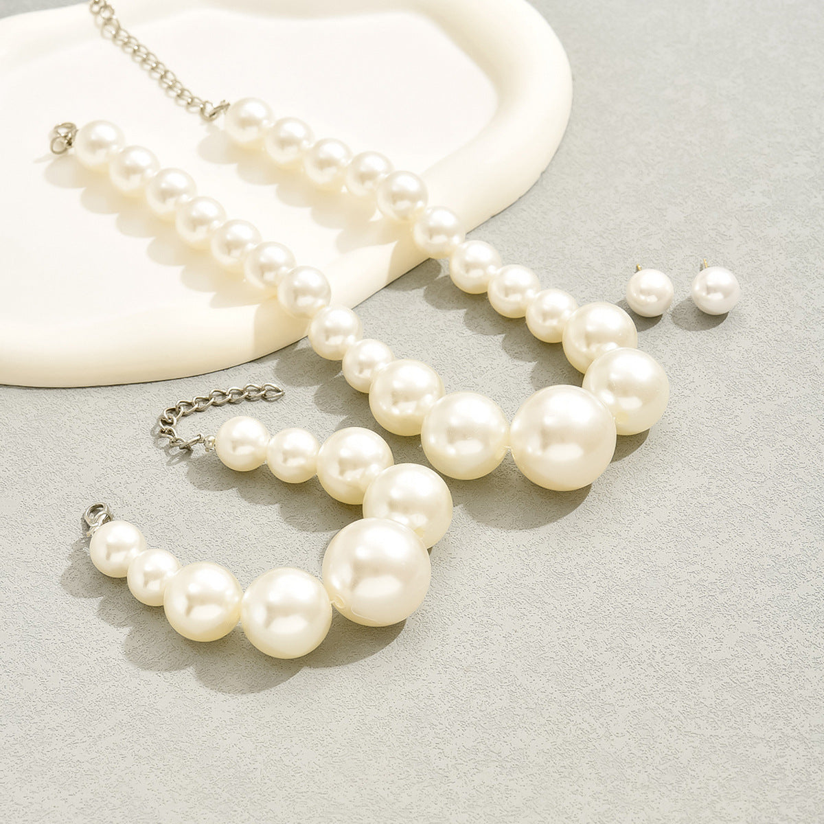 Earring pearl bracelet chain set